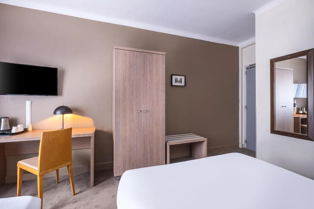 Sure Hotel By Best Western Lorient Centre 3*,